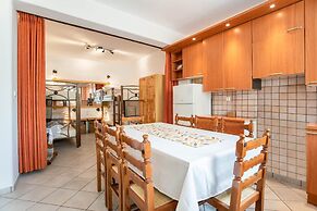 Kontaratos Studios & Apartments