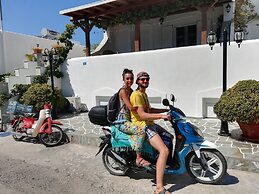 Kontaratos Studios & Apartments