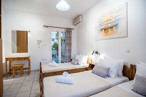 Kontaratos Studios & Apartments