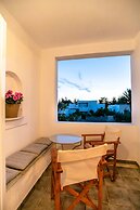 Kontaratos Studios & Apartments