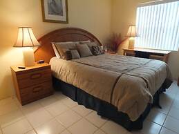 Holiday Isle Yacht Club