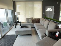 Holiday Isle Yacht Club