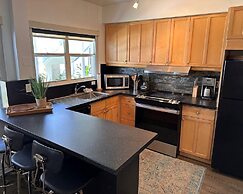 Holiday Isle Yacht Club