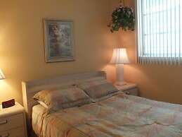 Holiday Isle Yacht Club