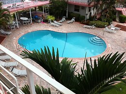 Holiday Isle Yacht Club