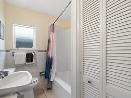 Holiday Isle Yacht Club