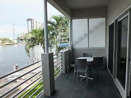 Holiday Isle Yacht Club