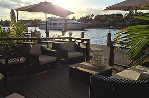 Holiday Isle Yacht Club