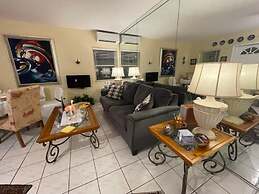 Holiday Isle Yacht Club