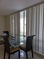 Holiday Isle Yacht Club