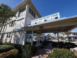 Holiday Isle Yacht Club