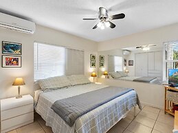 Holiday Isle Yacht Club