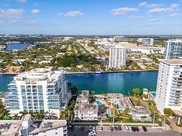 Holiday Isle Yacht Club
