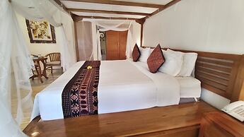 Puri Sari Beach Hotel