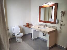 Puri Sari Beach Hotel