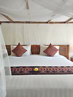 Puri Sari Beach Hotel