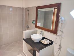 Puri Sari Beach Hotel