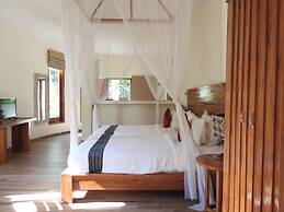 Puri Sari Beach Hotel