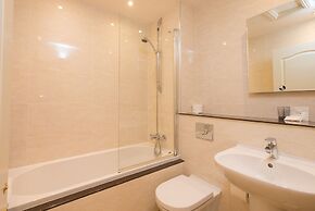 The Glen Yr Afon House Hotel