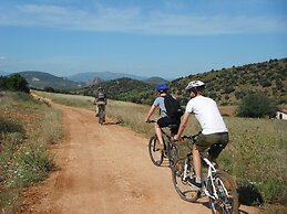 Perivoli Country Hotel & Retreat