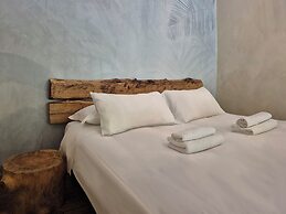 Wiki Hostel & Greenvillage