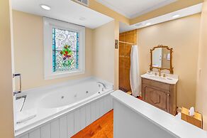 The Aerie Bed and Breakfast