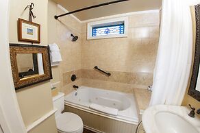 The Aerie Bed and Breakfast