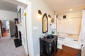 The Aerie Bed and Breakfast