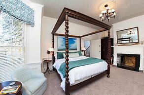 The Aerie Bed and Breakfast