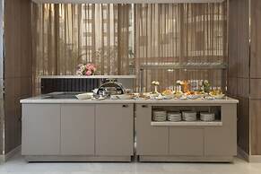 Corp Executive Hotel Doha Suites