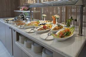 Corp Executive Hotel Doha Suites