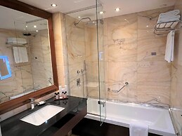 Crowne Plaza Istanbul - Harbiye by IHG