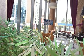 Crowne Plaza Istanbul - Harbiye by IHG