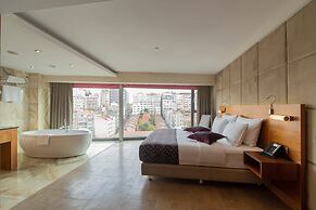 Crowne Plaza Istanbul - Harbiye by IHG