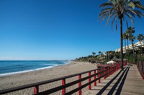 Macdonald Leila Playa Resort