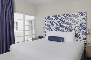 Hotel Breakwater South Beach