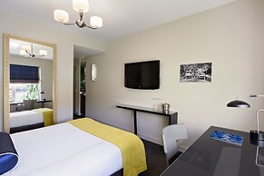 Hotel Breakwater South Beach