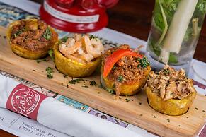 Hotel Breakwater South Beach