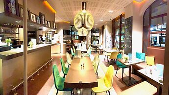 Hotel Kyriad Vichy Spa Cinq Mondes