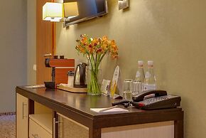 New Peterhof Hotel