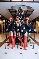 New Peterhof Hotel