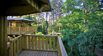 Albirondack Park Camping Lodge and Spa