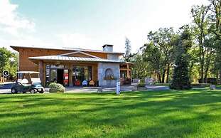 Albirondack Park Camping Lodge and Spa