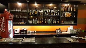 Riviera Mansion Hotel