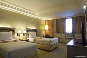 Riviera Mansion Hotel