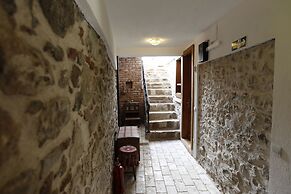 Nazhan Hotel - Boutique Class