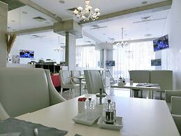 Kyriad Prestige Perpignan Centre Gare