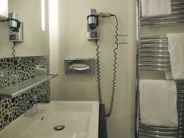 Kyriad Prestige Perpignan Centre Gare