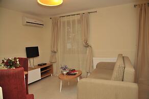 Three Apples Residence