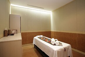 Grand Plaza Hotel Hanoi